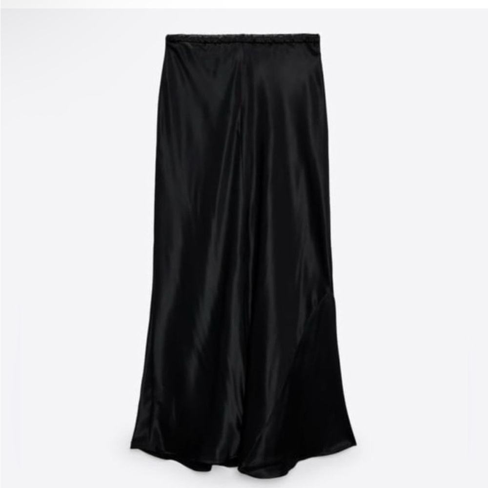 Zara Satin Effect Long Skirtβ medium